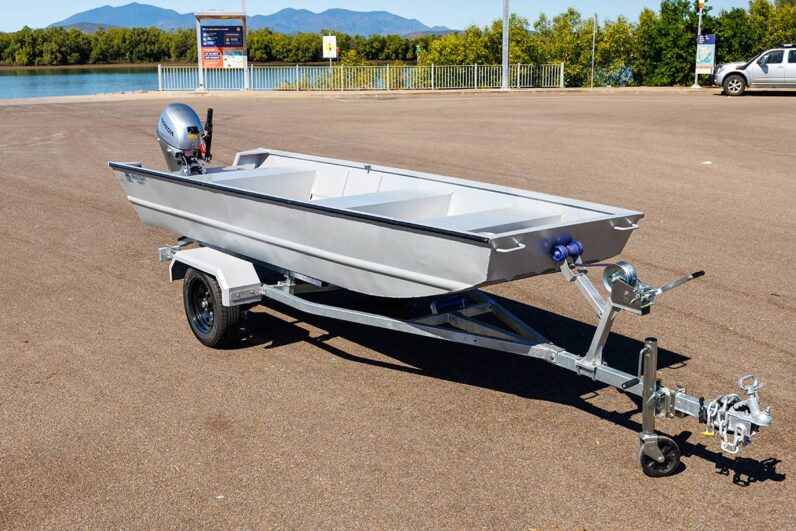 14ft Wavecraft  Square Nose Punt boat