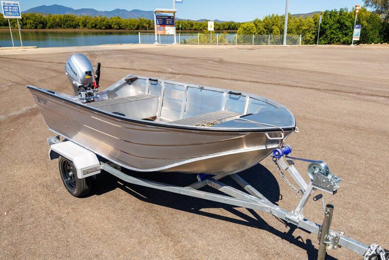 Wavecraft Boat Trailer