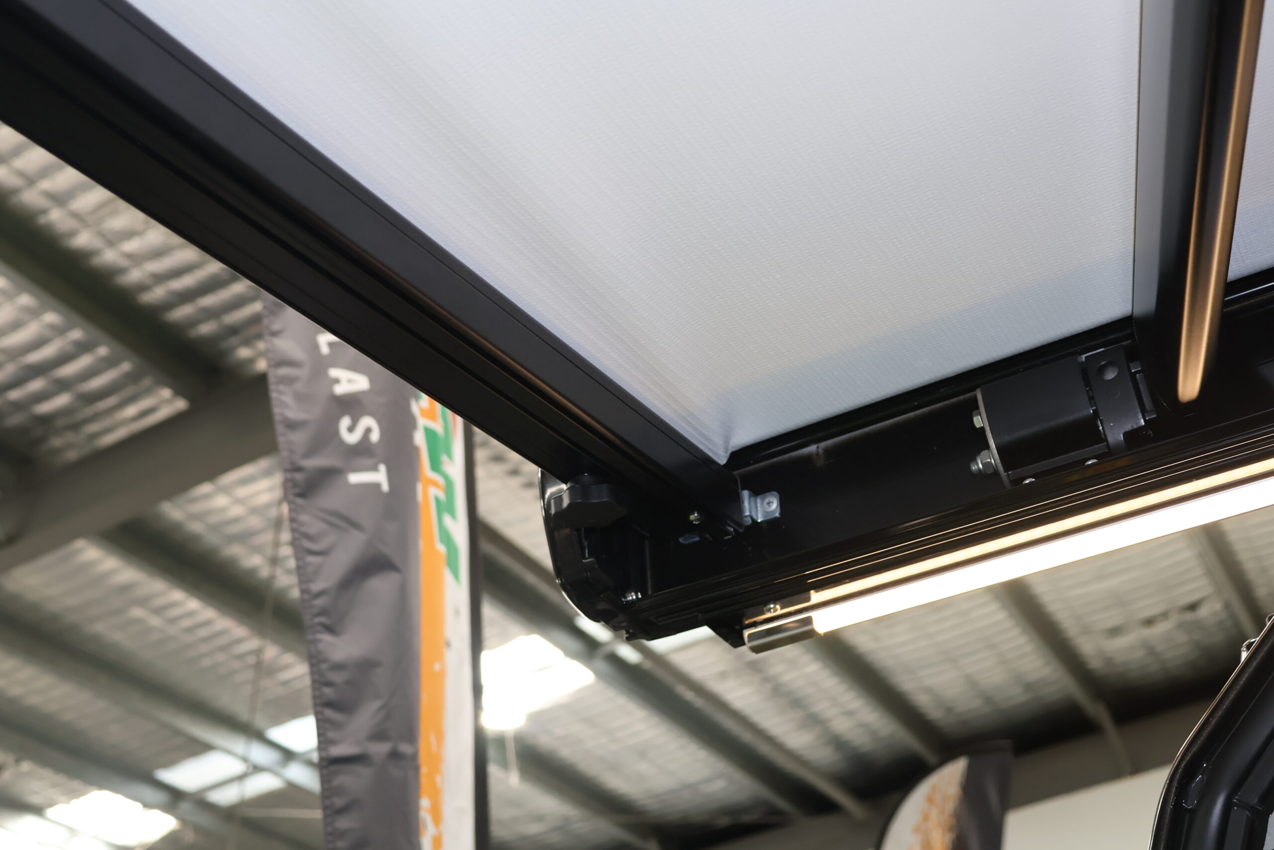 AusTuff Anti-Flap Kit SMALL - Bars Only - Image 9