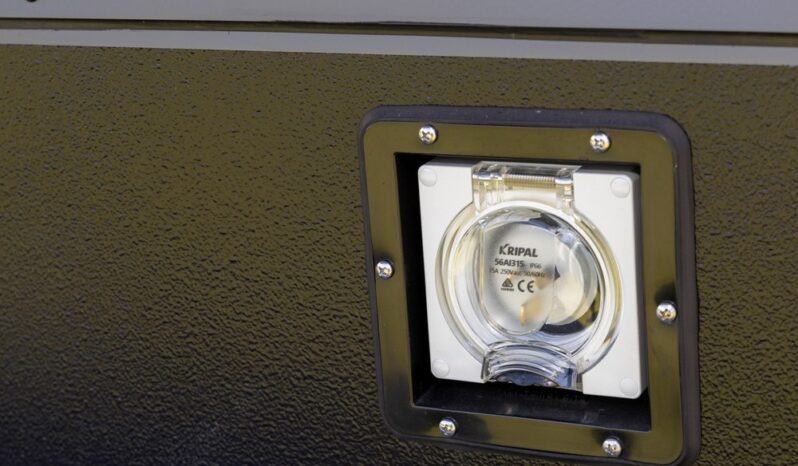 
								AusTuff TRADIE TRAILER full									