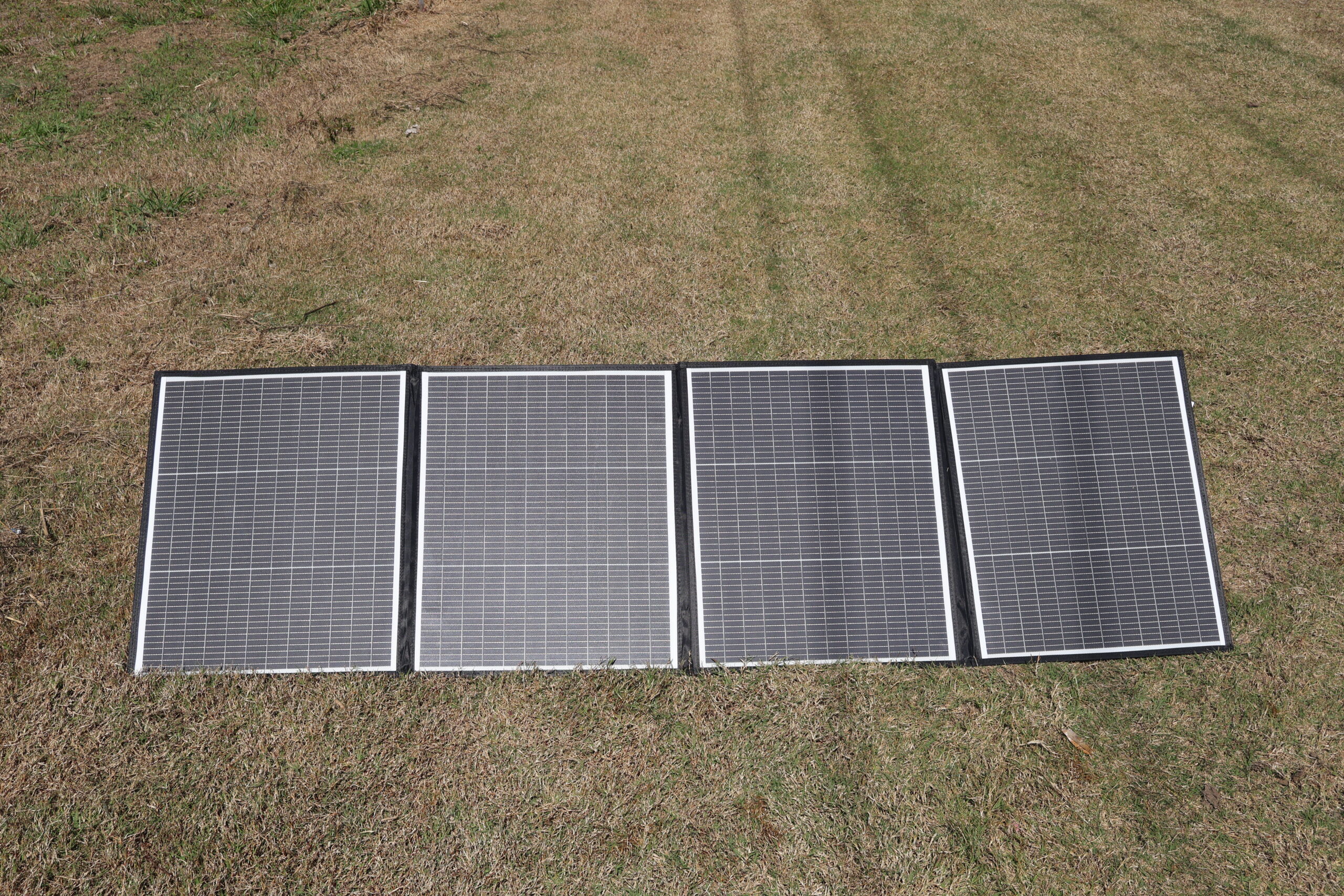 AusTuff 200w Solar Blanket - Image 2