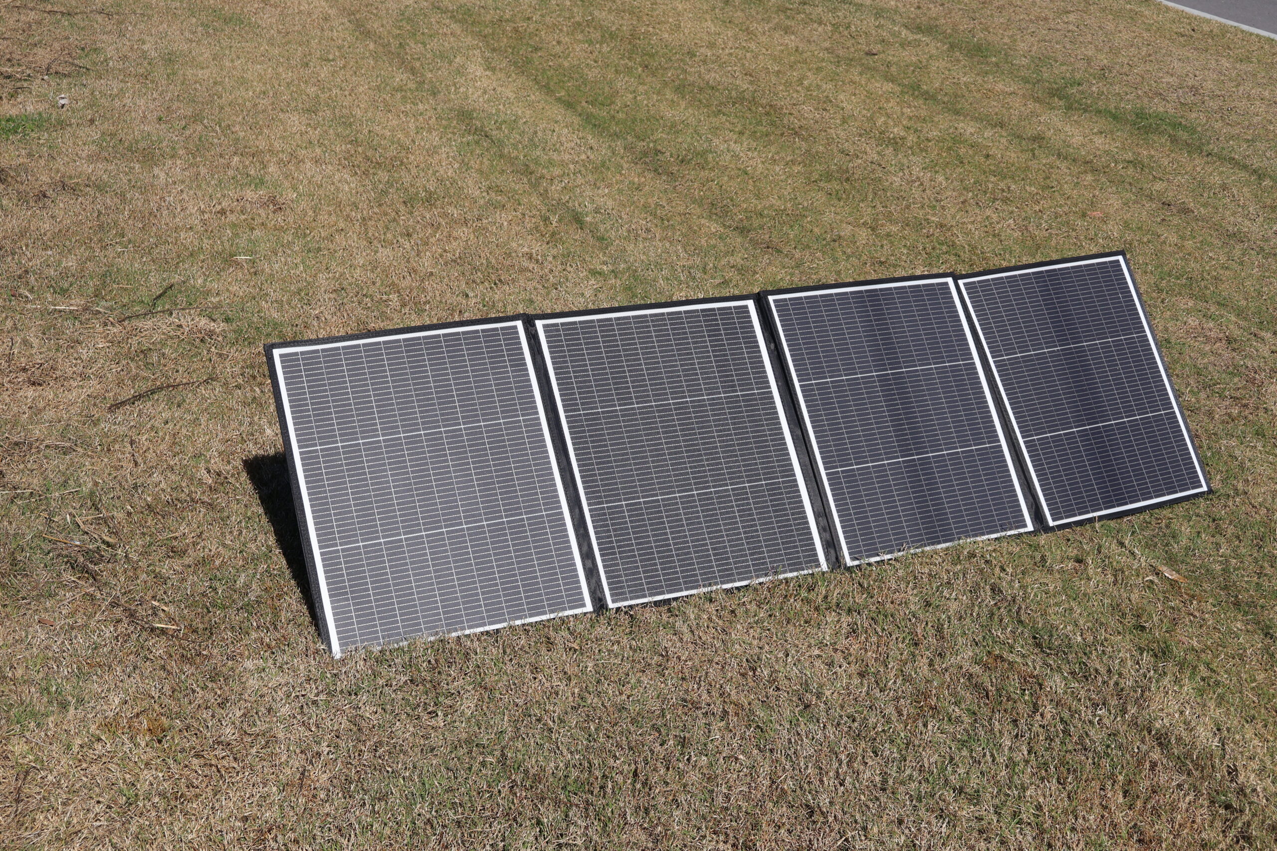 AusTuff 200w Solar Blanket - Image 3